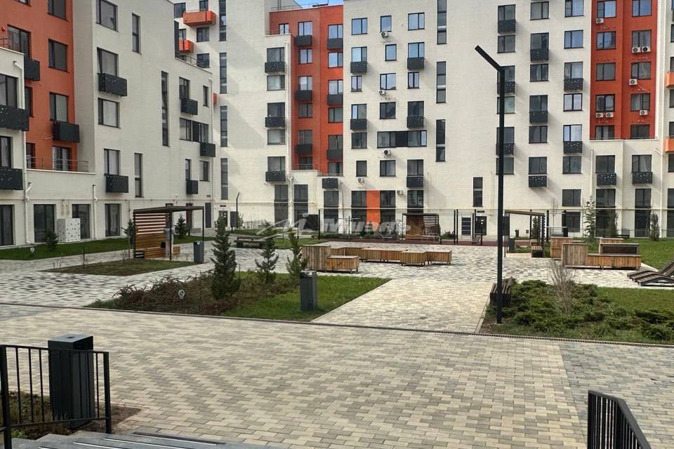 Продаётся 1-комнатная квартира, 38 м²