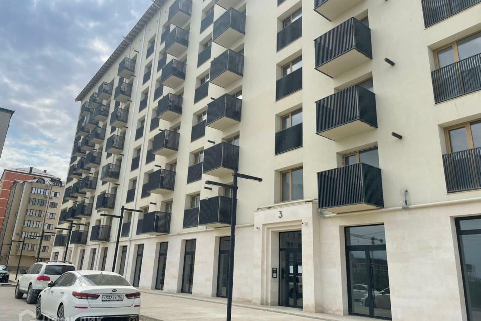 Продаётся 2-комнатная квартира, 72.5 м²