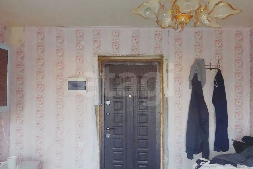 Продаётся комната в 1-комн. квартире, 13 м²