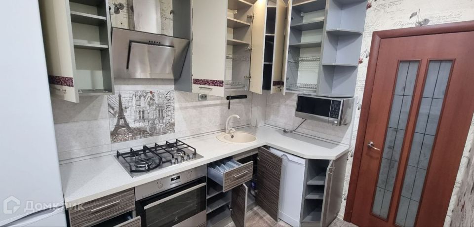 Продаётся 3-комнатная квартира, 61.4 м²