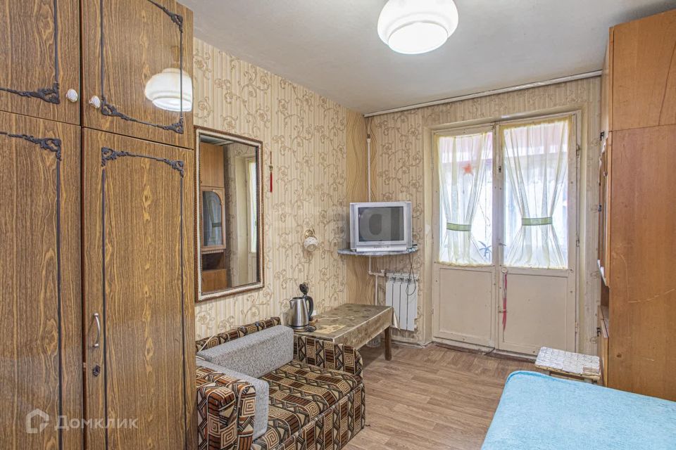 Продаётся комната в 1-комн. квартире, 10.4 м²