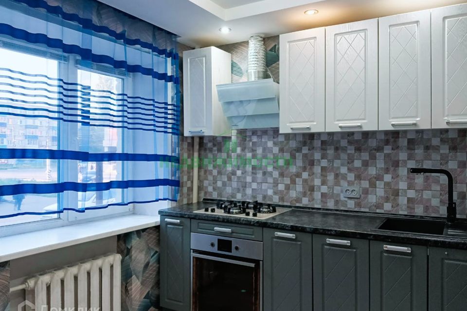 Продаётся 2-комнатная квартира, 42.7 м²