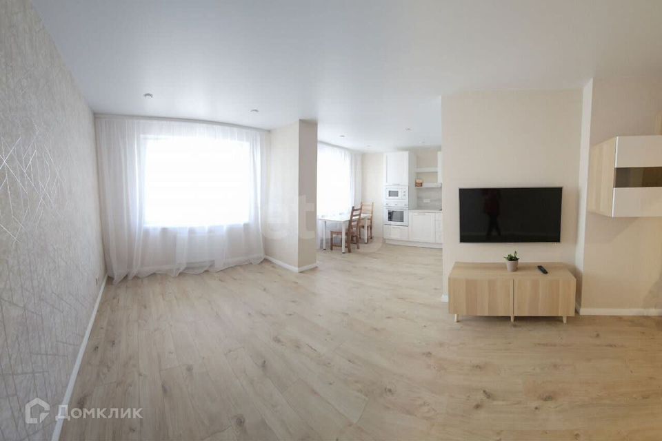 Продаётся 2-комнатная квартира, 61.7 м²