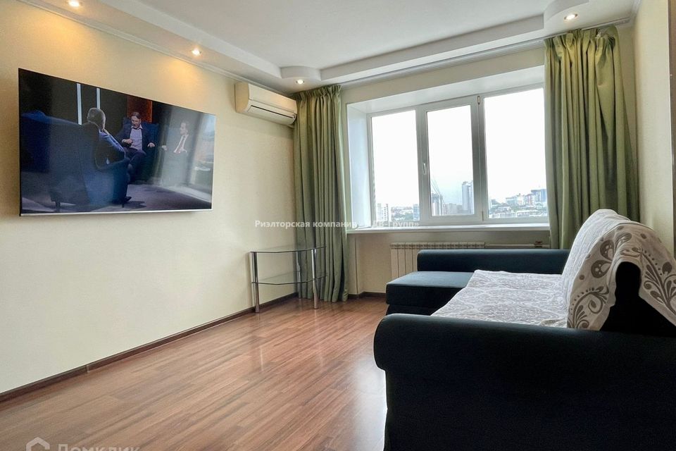 Сдаётся 2-комнатная квартира, 60.7 м²