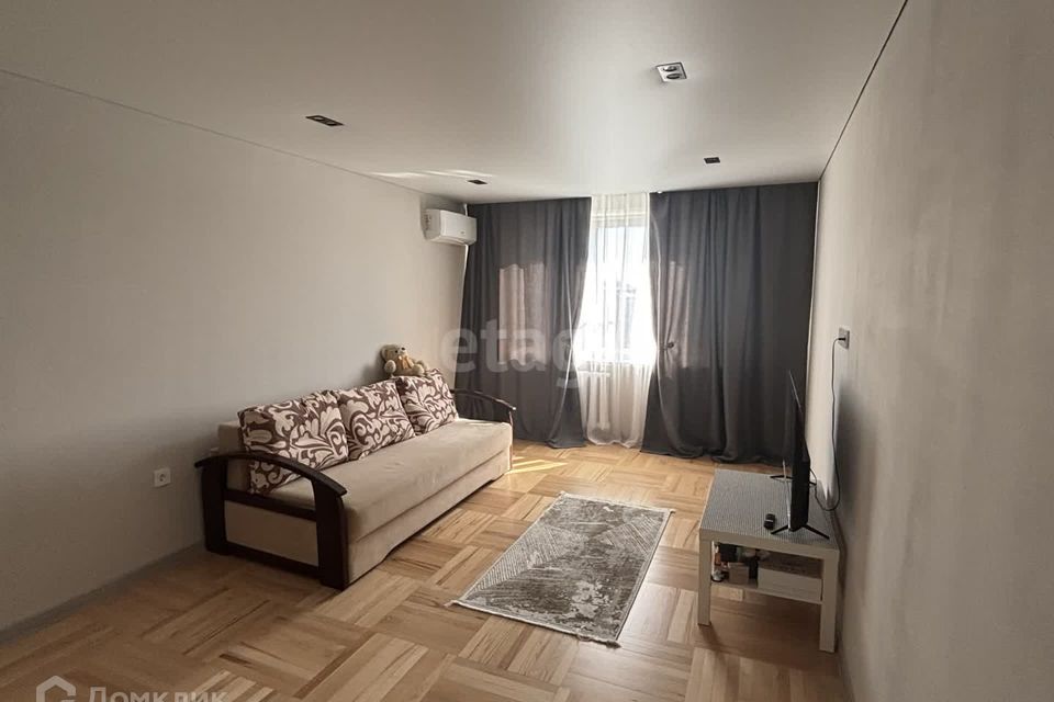 Продаётся 2-комнатная квартира, 52.2 м²