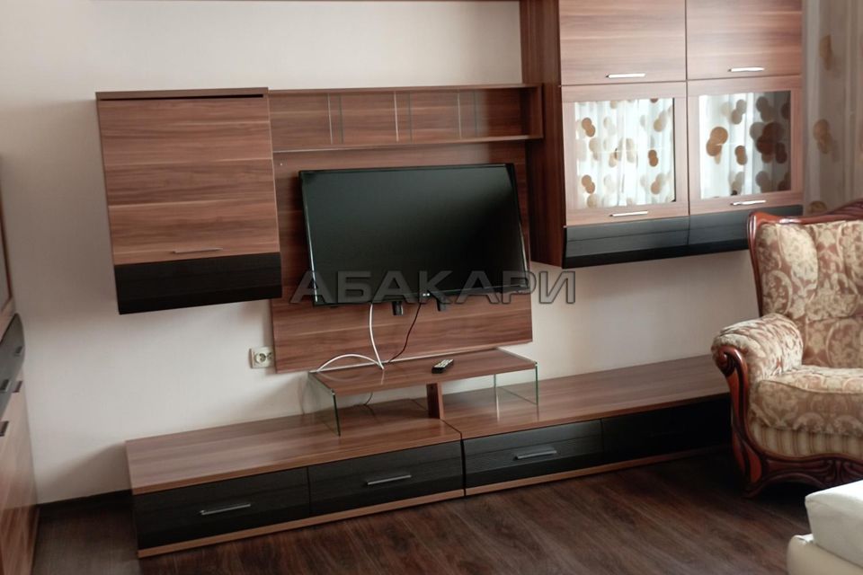 Сдаётся 2-комнатная квартира, 67 м²