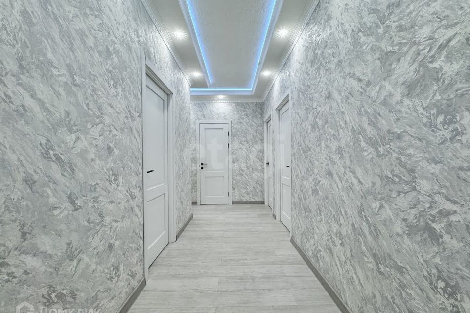 Продаётся 3-комнатная квартира, 82 м²