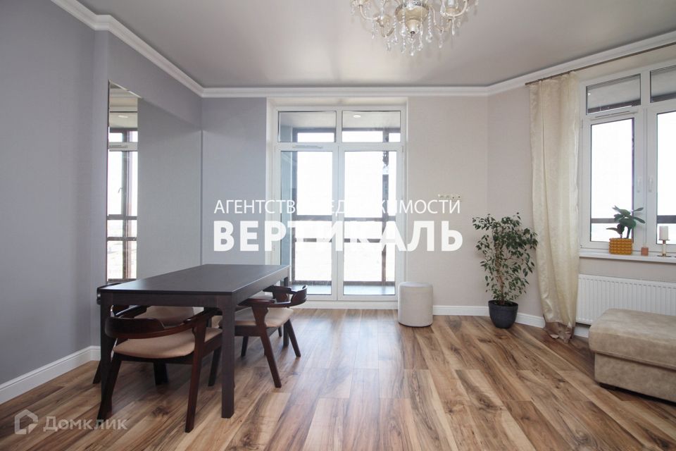 Продаётся 3-комнатная квартира, 77.2 м²