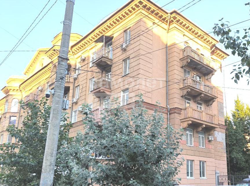 Сдаётся 3-комнатная квартира, 79.9 м²