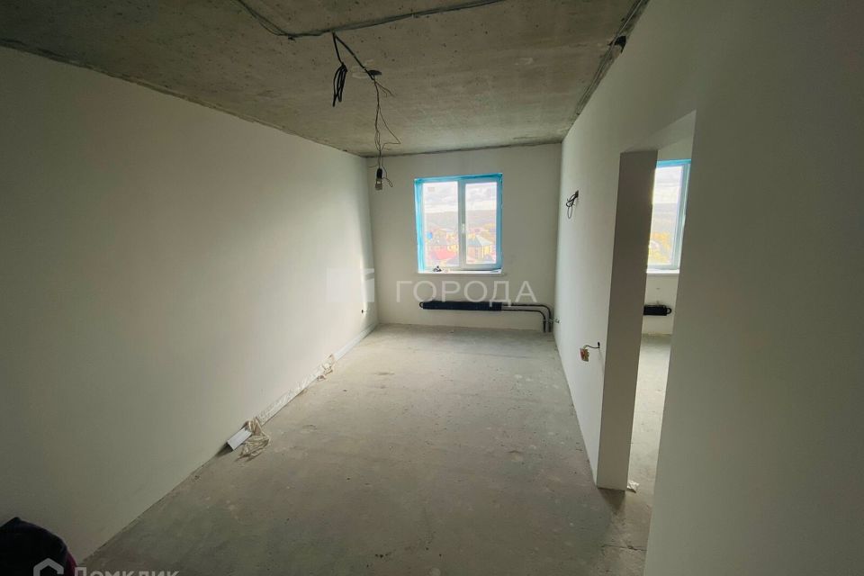 Продаётся 1-комнатная квартира, 42.6 м²
