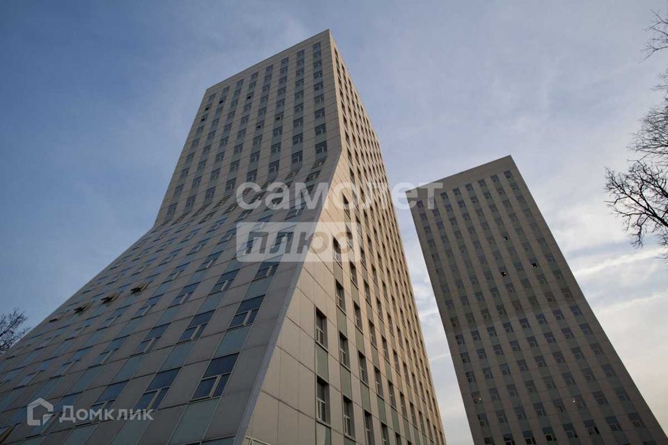 Продаётся 3-комнатная квартира, 102.1 м²