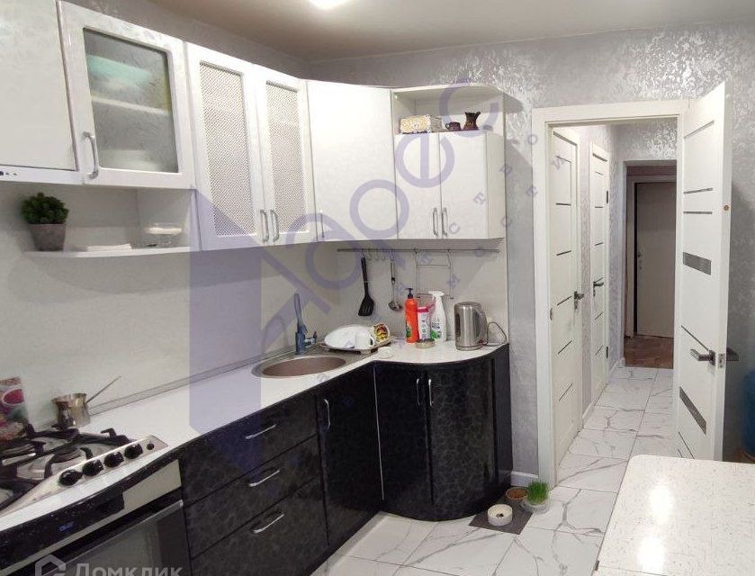 Продаётся 4-комнатная квартира, 80 м²