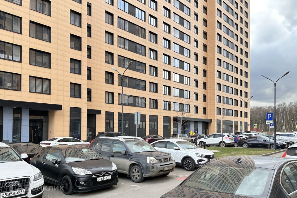Продаётся 1-комнатная квартира, 46 м²