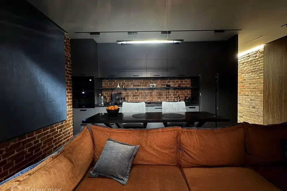 Продаётся 2-комнатная квартира, 57.5 м²