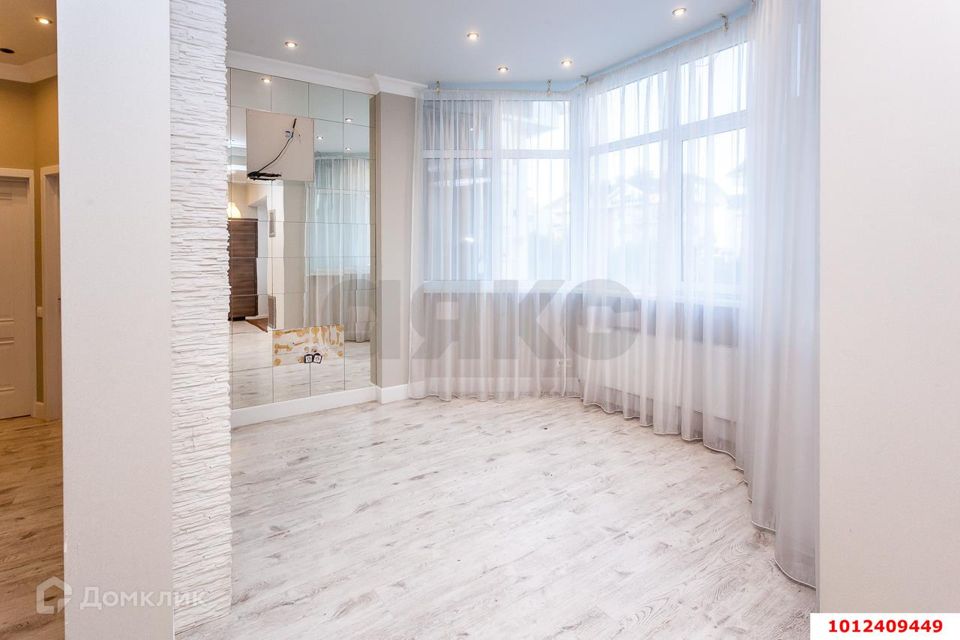 Продаётся 2-комнатная квартира, 54.3 м²