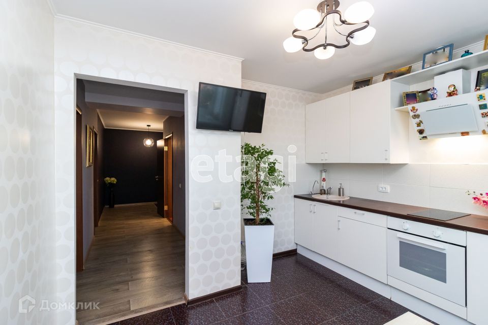 Продаётся 2-комнатная квартира, 65.8 м²