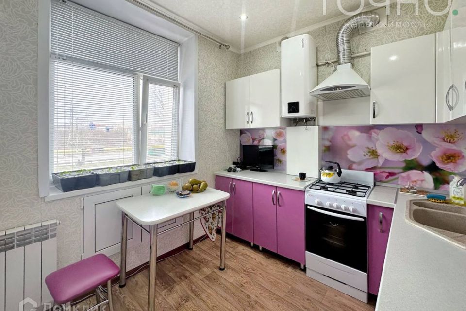 Продаётся 1-комнатная квартира, 37.4 м²