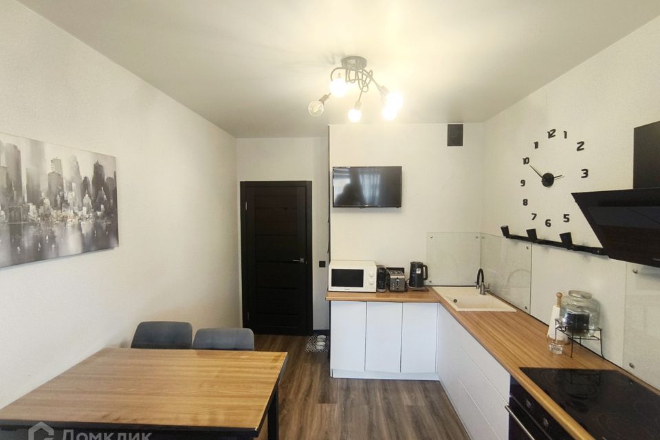 Продаётся 1-комнатная квартира, 41.2 м²