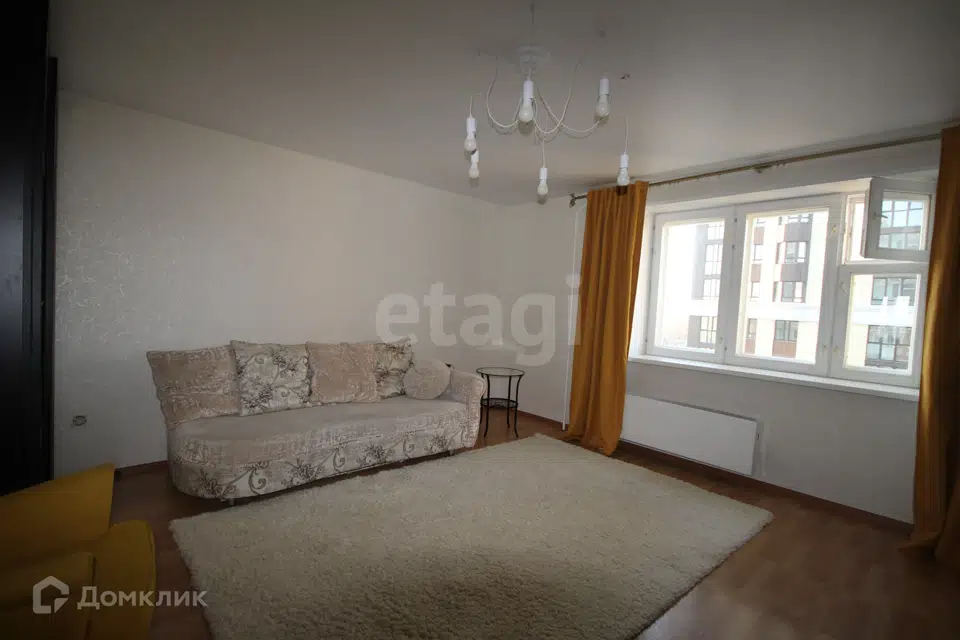 Продаётся 2-комнатная квартира, 65 м²
