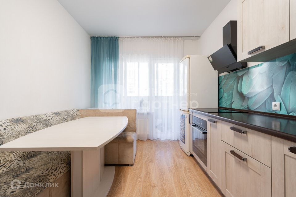 Продаётся 1-комнатная квартира, 38 м²