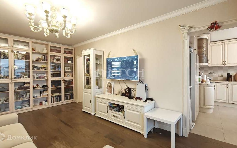 Продаётся 5-комнатная квартира, 120 м²