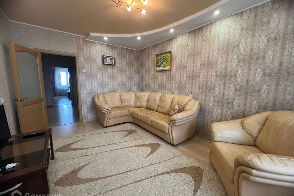 Продаётся 2-комнатная квартира, 74.7 м²