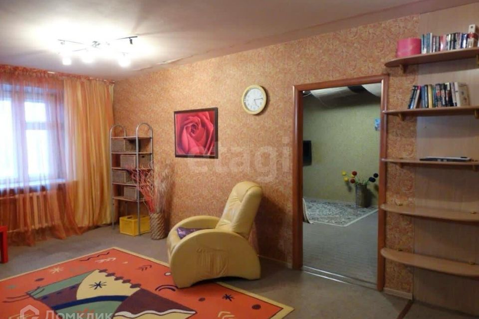 Сдаётся 2-комнатная квартира, 70 м²