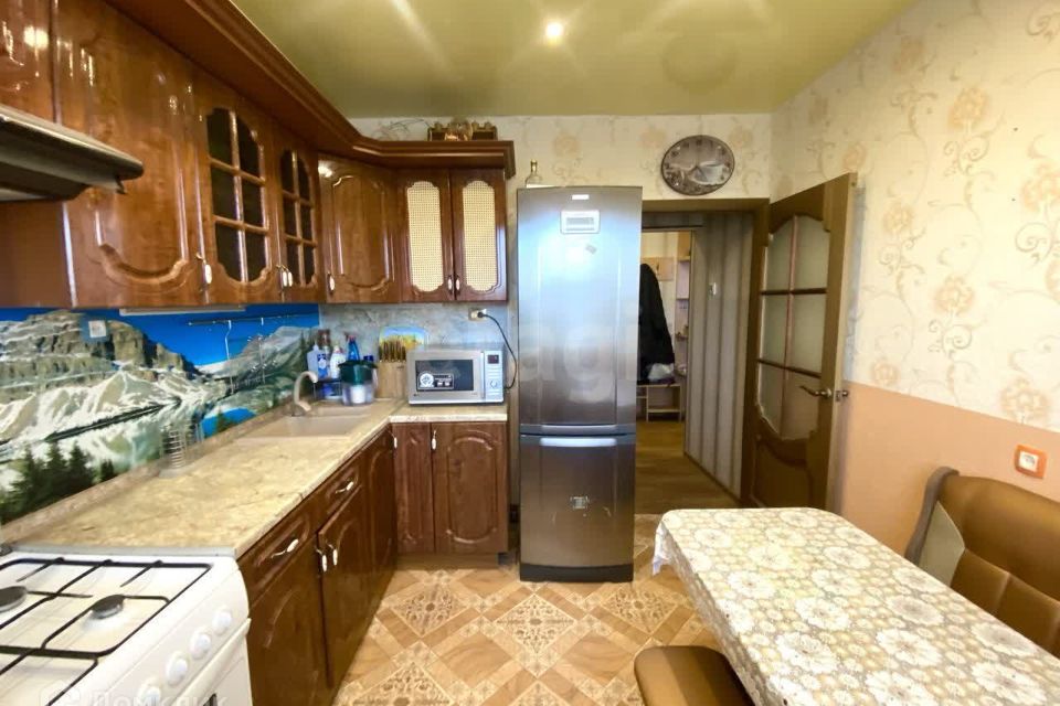 Продаётся 3-комнатная квартира, 63.6 м²