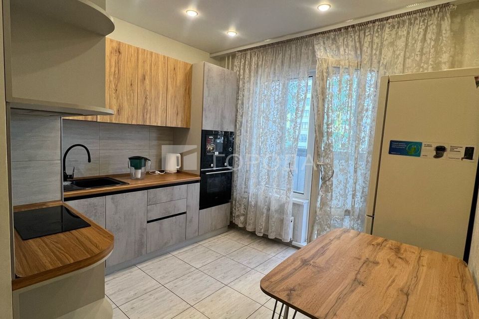 Сдаётся 2-комнатная квартира, 52 м²