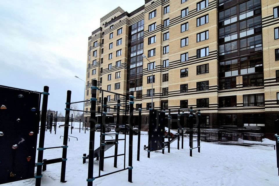 Продаётся 2-комнатная квартира, 55.6 м²