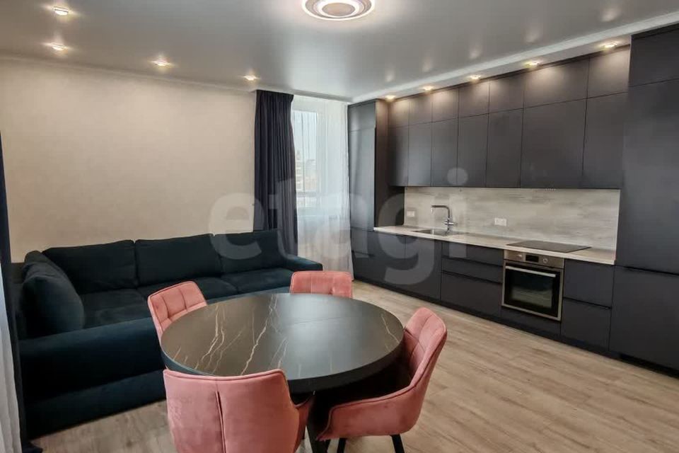Продаётся 3-комнатная квартира, 82.4 м²