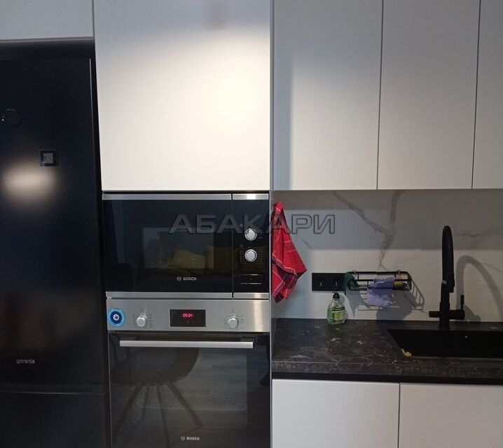 Сдаётся 2-комнатная квартира, 56 м²