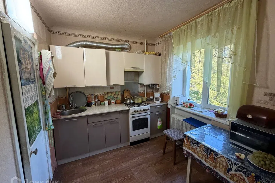 Продаётся 3-комнатная квартира, 57 м²