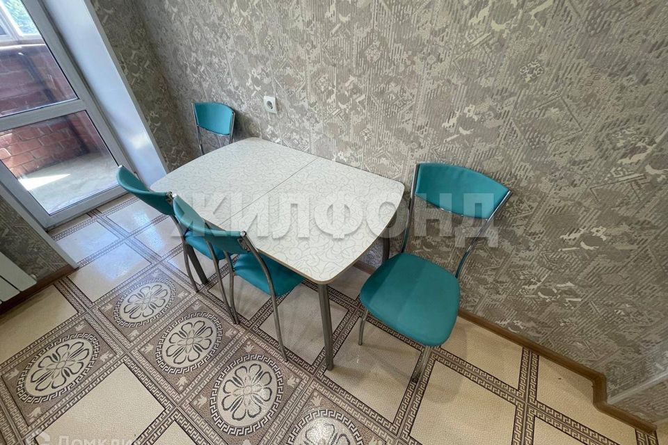 Продаётся 1-комнатная квартира, 40.4 м²