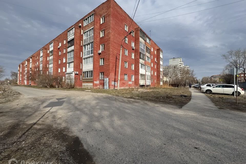 Продаётся 2-комнатная квартира, 50.8 м²