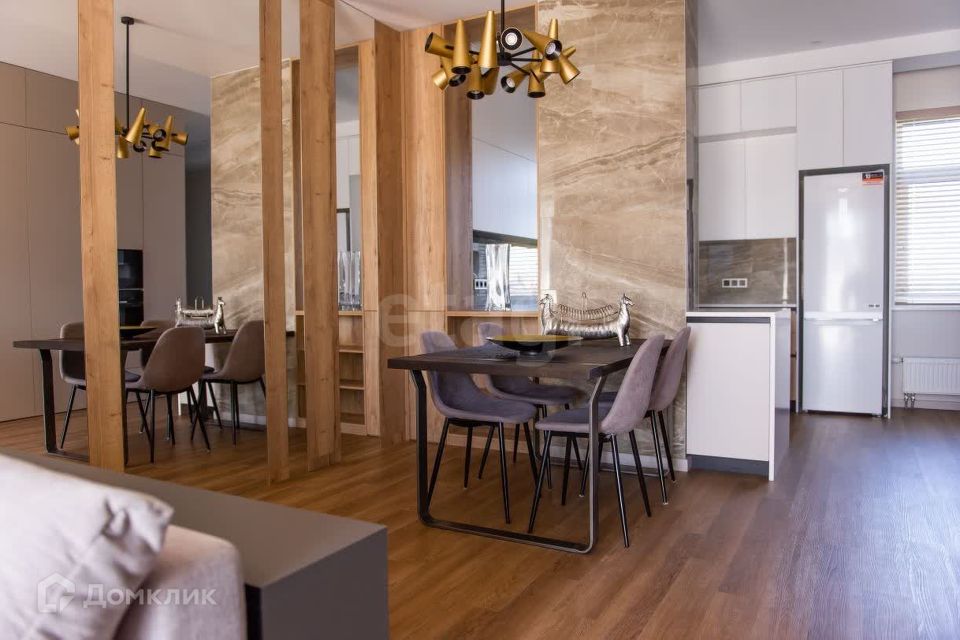 Сдаётся 2-комнатная квартира, 73 м²