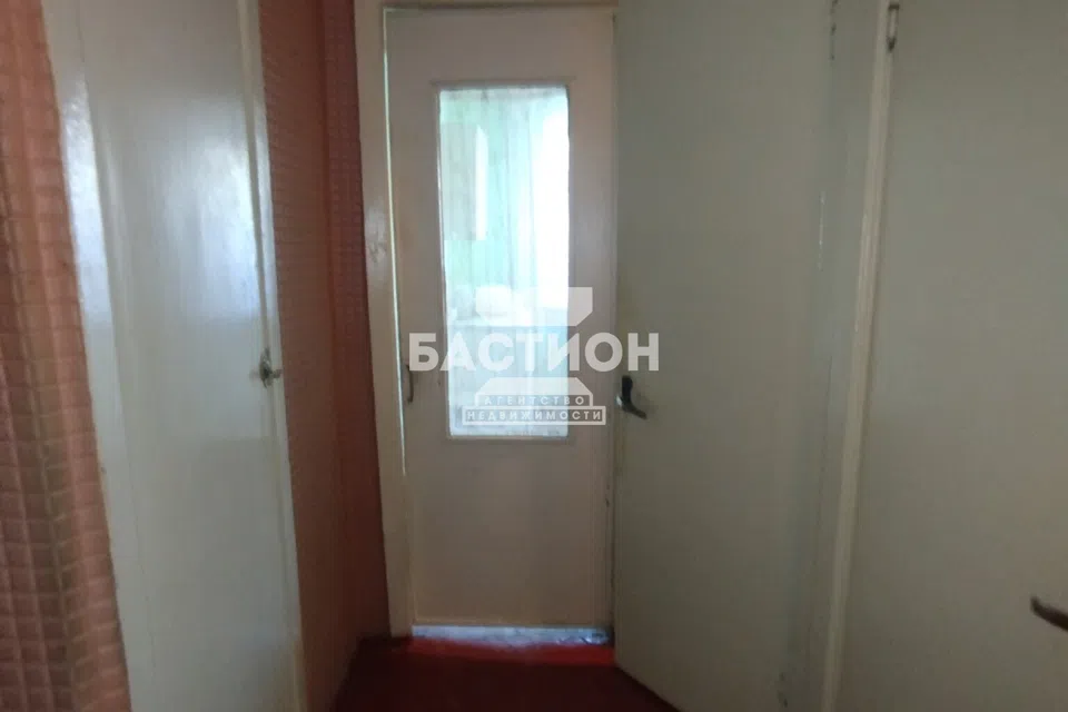 Продаётся 3-комнатная квартира, 59.9 м²