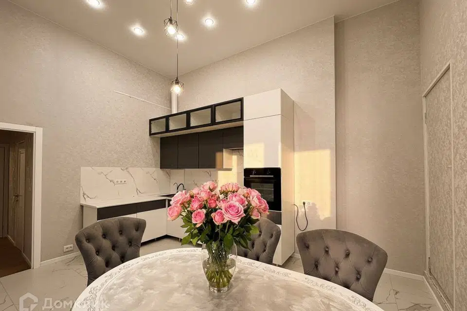 Продаётся 2-комнатная квартира, 86.8 м²