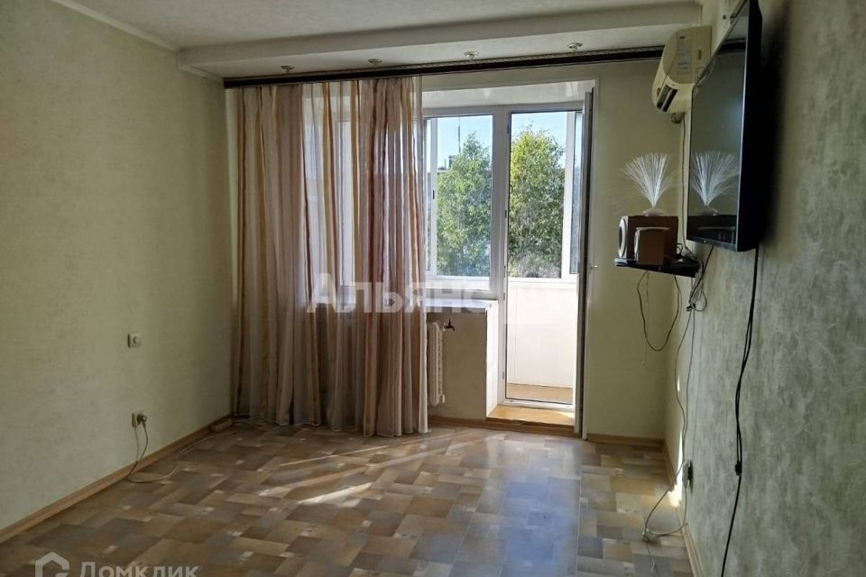 Продаётся 3-комнатная квартира, 59.7 м²