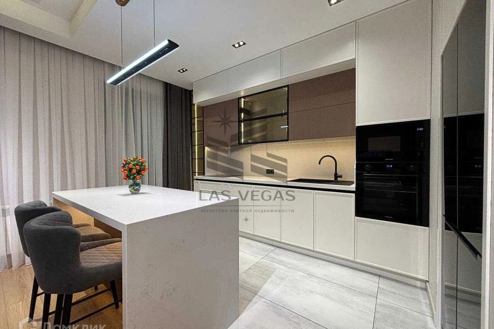 Сдаётся 3-комнатная квартира, 84 м²