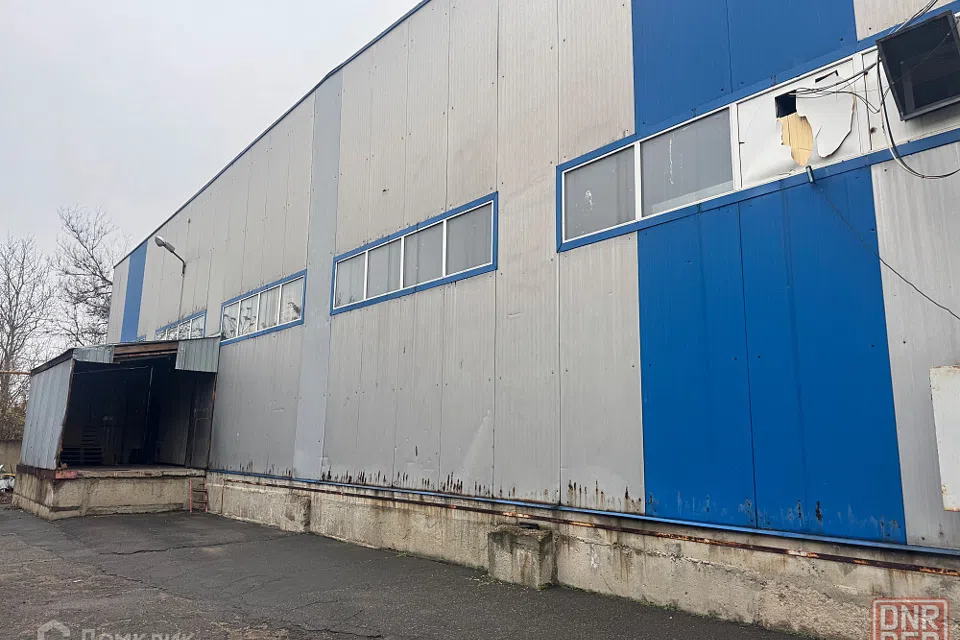 Сдаётся склад, 1800 м²