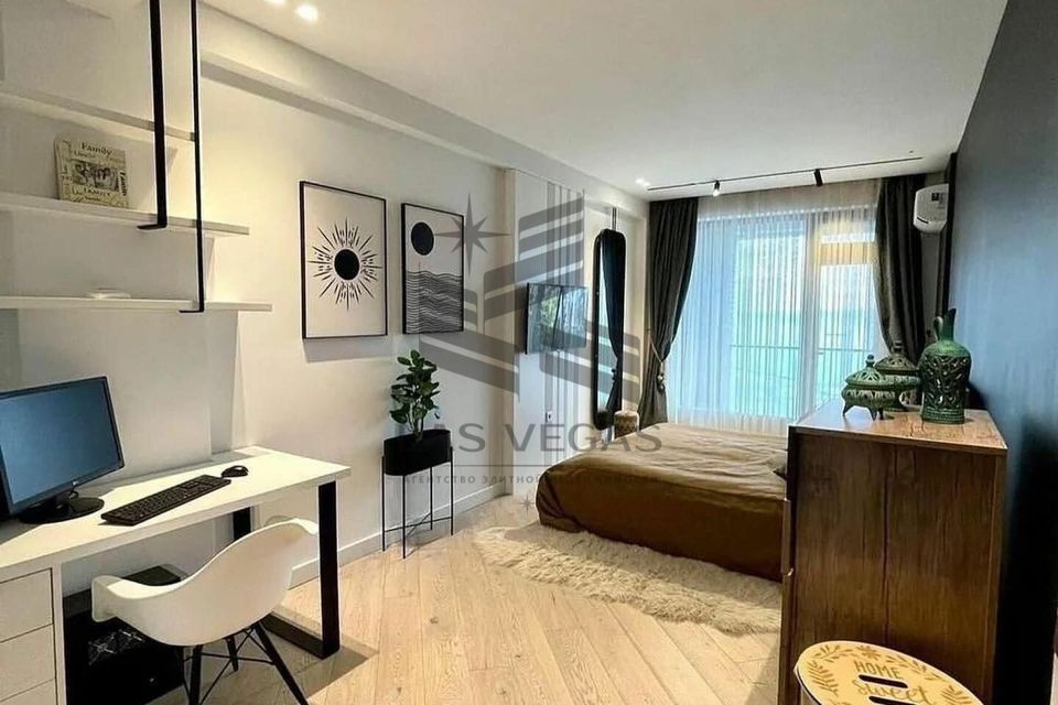 Сдаётся 3-комнатная квартира, 140 м²