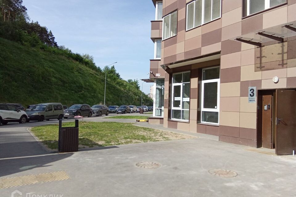 Продаётся 2-комнатная квартира, 62.6 м²