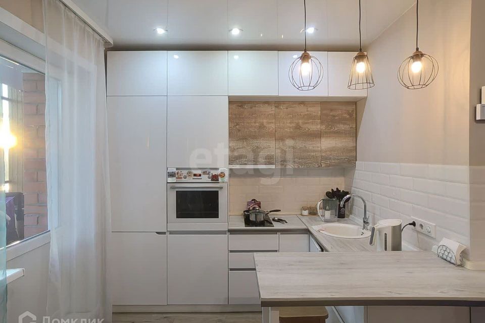 Продаётся 1-комнатная квартира, 38.3 м²