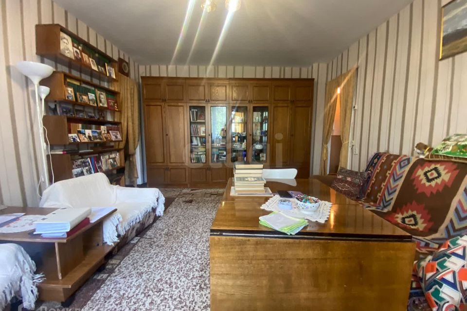 Продаётся 2-комнатная квартира, 49.4 м²