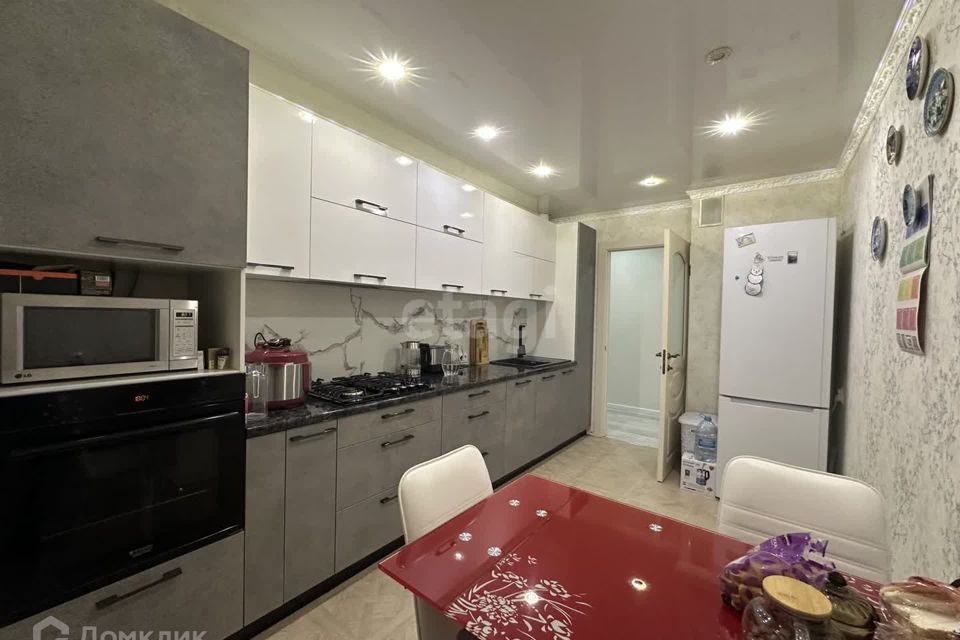 Продаётся 3-комнатная квартира, 78.5 м²