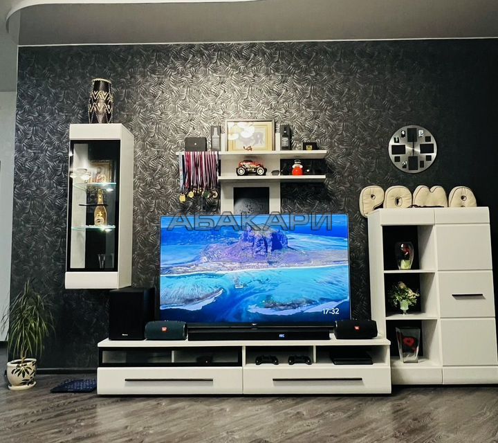 Сдаётся 3-комнатная квартира, 100 м²
