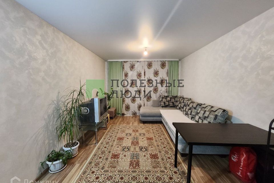 Продаётся комната в 5-комн. квартире, 17.3 м²