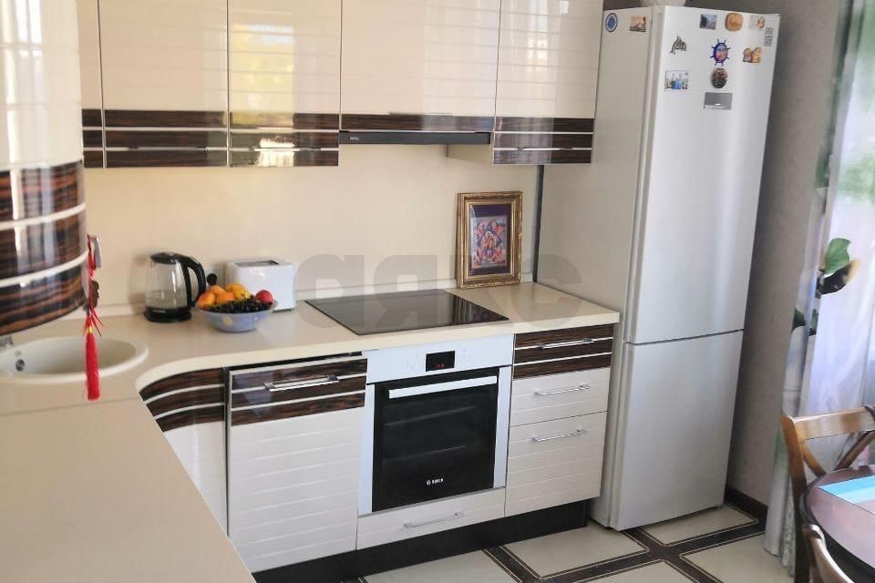Продаётся 2-комнатная квартира, 53.2 м²
