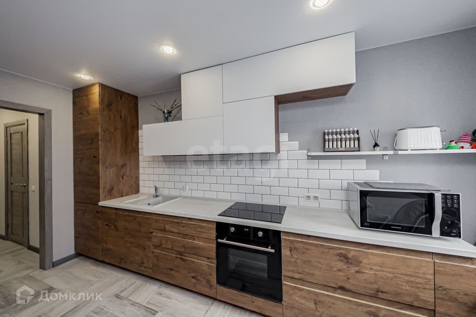 Продаётся 2-комнатная квартира, 55.5 м²